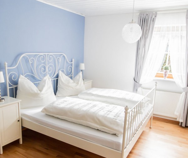 Schlafzimmer in den Appartements by Maier